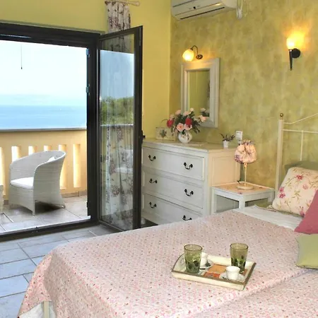 Ionia Villa