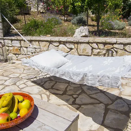 Ionia Villa Gaios