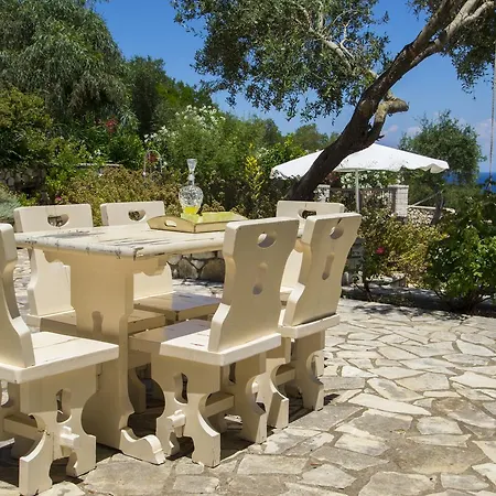 Villa Ionia *